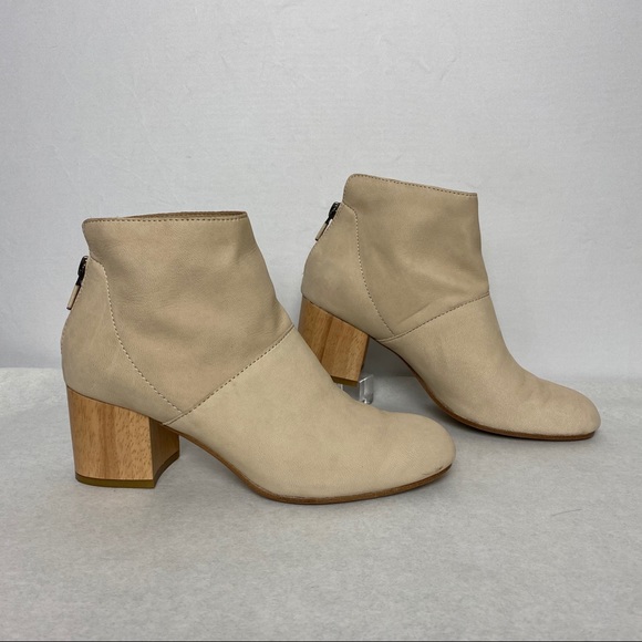 eileen fisher suri boot